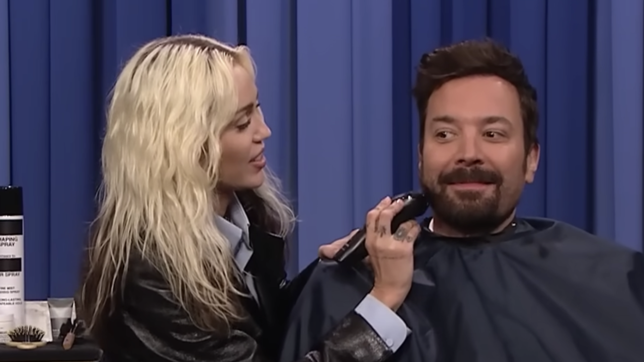 Miley Cyrus Shave Jimmy Fallon's Beard on 'The Tonight Show' 'It's Not